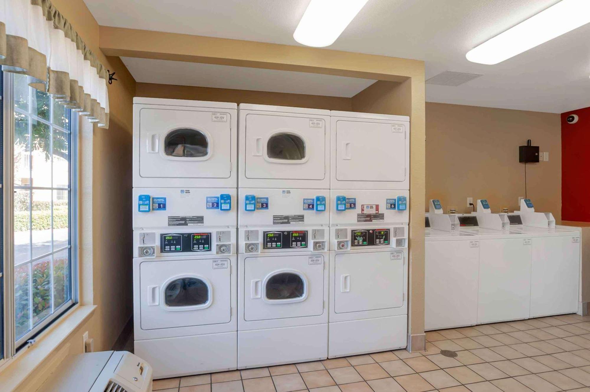 Extended Stay America Suites - San Diego - Sorrento Mesa Eksteriør billede